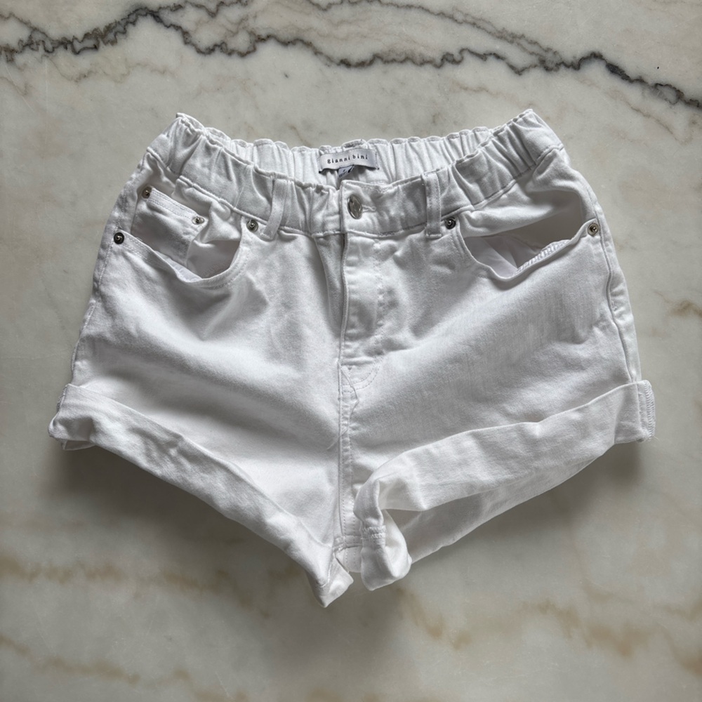 Gianni Bini White Denim Shorts Y2K Bubble Hem Low Rise Elastic Waist size 26